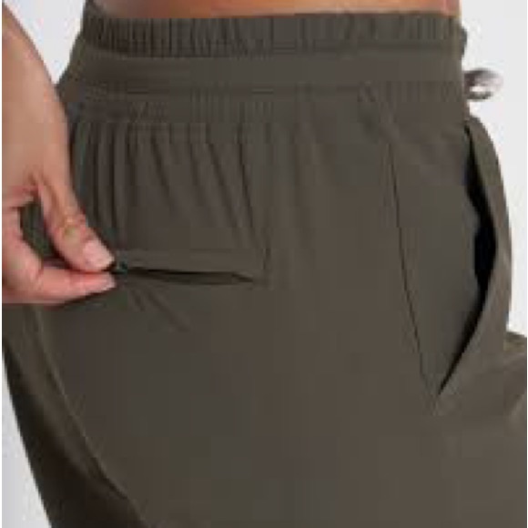 Vuori Miles Jogger – Women’s Size XL, Oregano | NWT - Picture 5 of 12